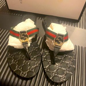 GG thong web sandal